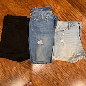 Universal Thread size 4 Black and Blue Denim Shorts Trio